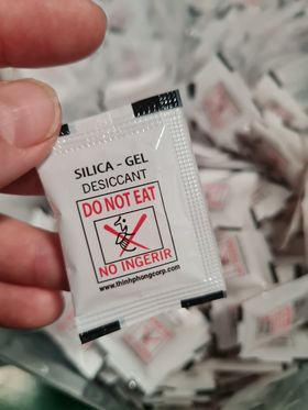 Gói hút ẩm thực phẩm Silicagel cho hàng khô